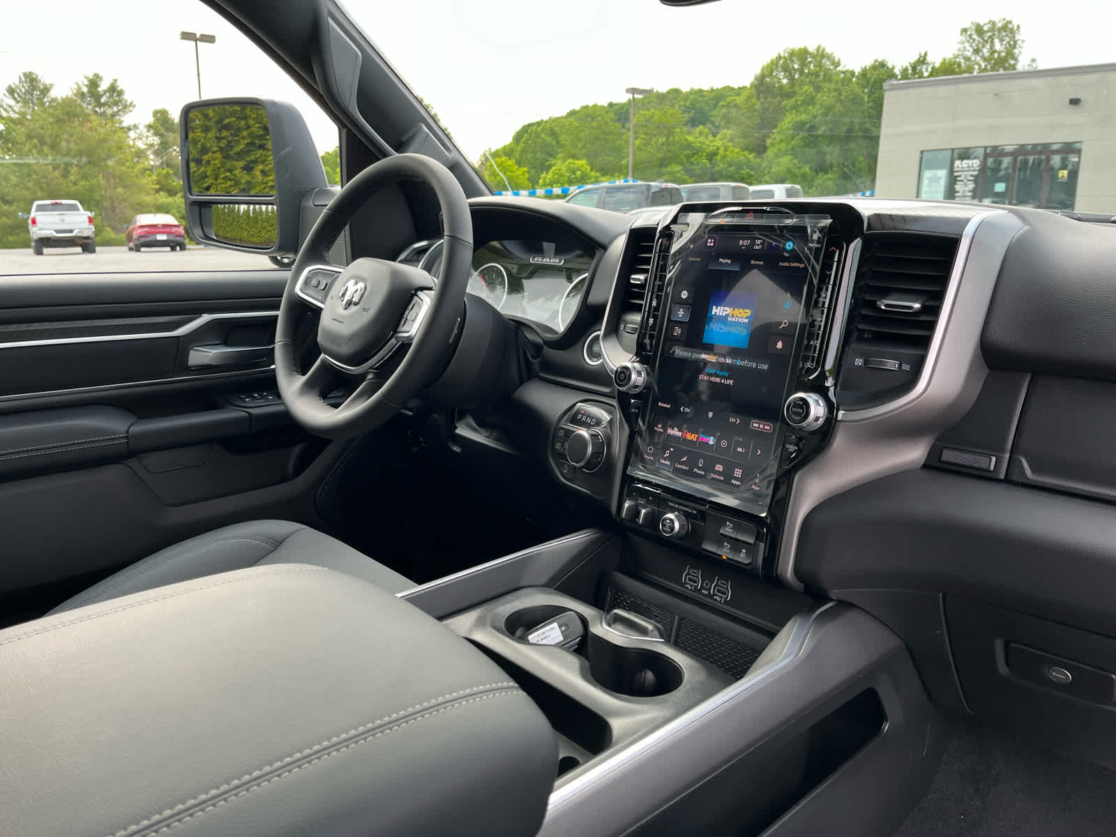 2026 Ram 1500 Big Horn Crew Cab 4x4 5'7" Box