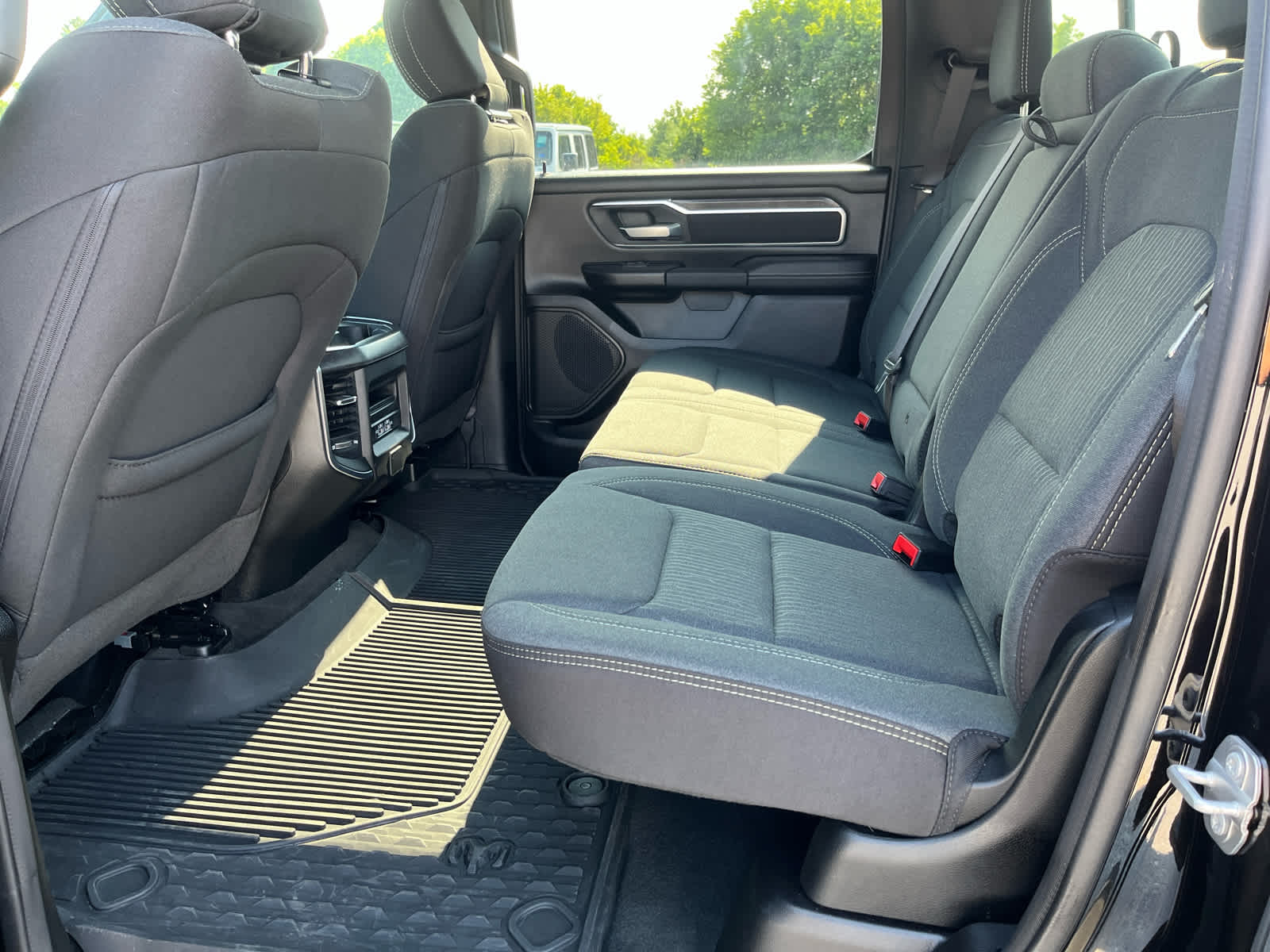 2024 Ram 1500 Big Horn Crew Cab 4x4 6'4" Box