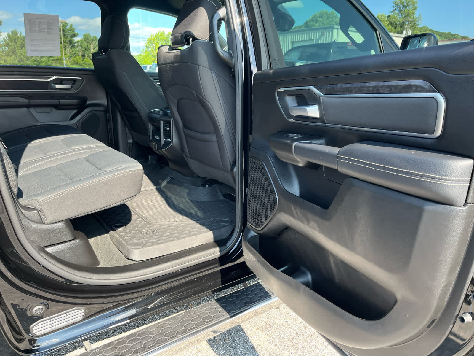 2024 Ram 1500 Big Horn Crew Cab 4x4 6'4" Box