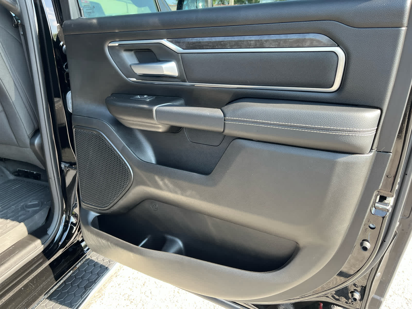 2024 Ram 1500 Big Horn Crew Cab 4x4 6'4" Box