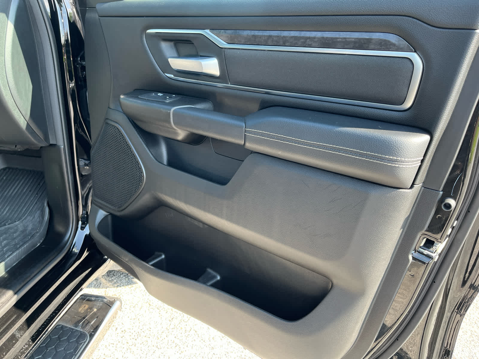 2024 Ram 1500 Big Horn Crew Cab 4x4 6'4" Box