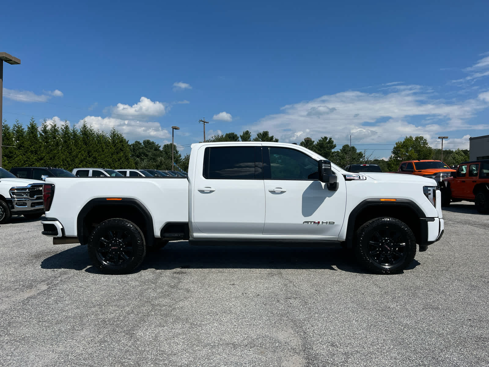 2025 GMC Sierra 2500HD AT4