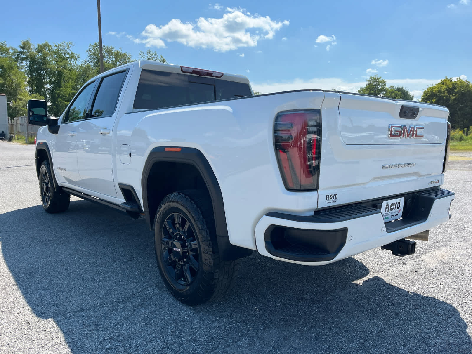 2025 GMC Sierra 2500HD AT4