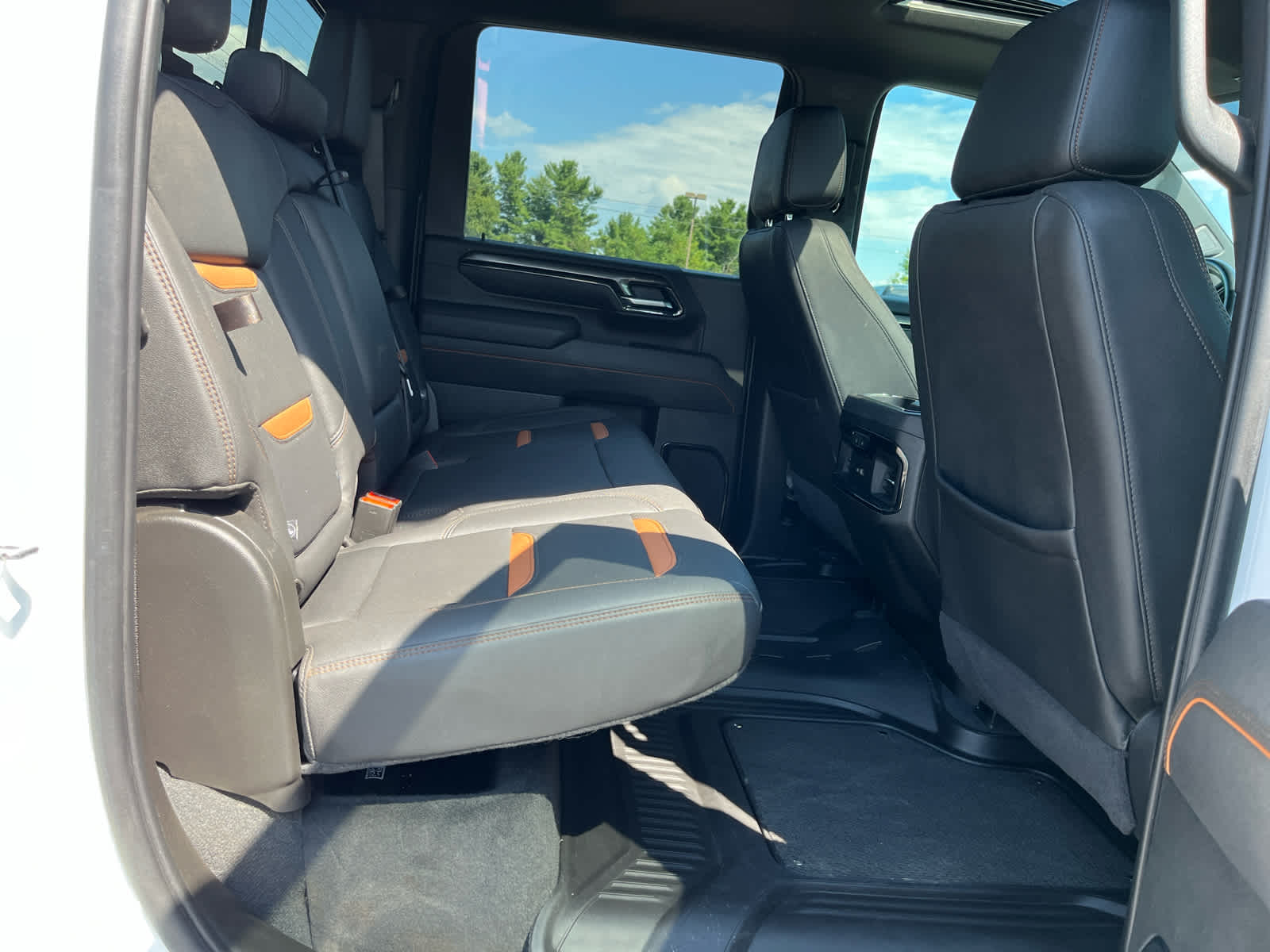 2025 GMC Sierra 2500HD AT4