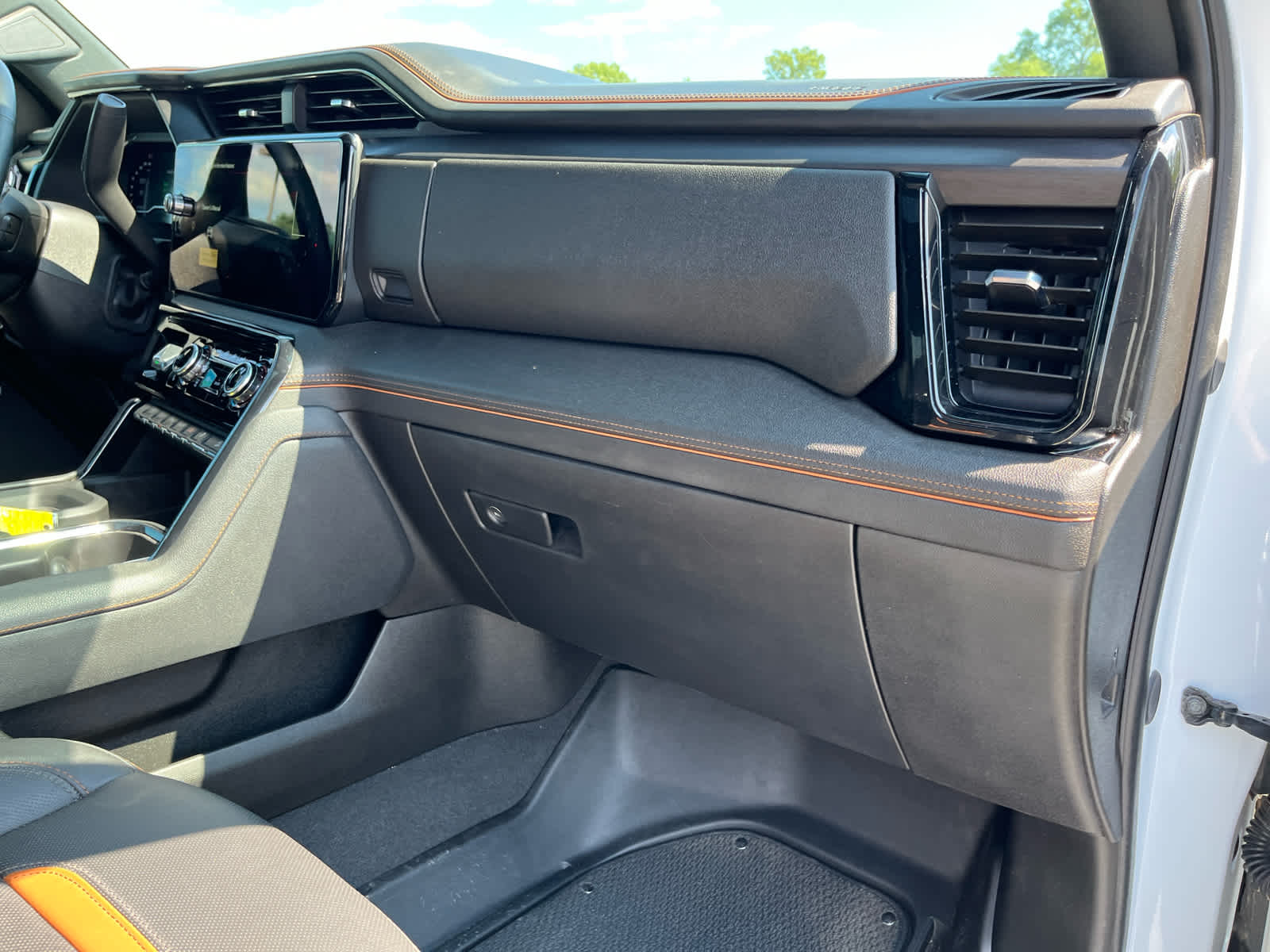 2025 GMC Sierra 2500HD AT4