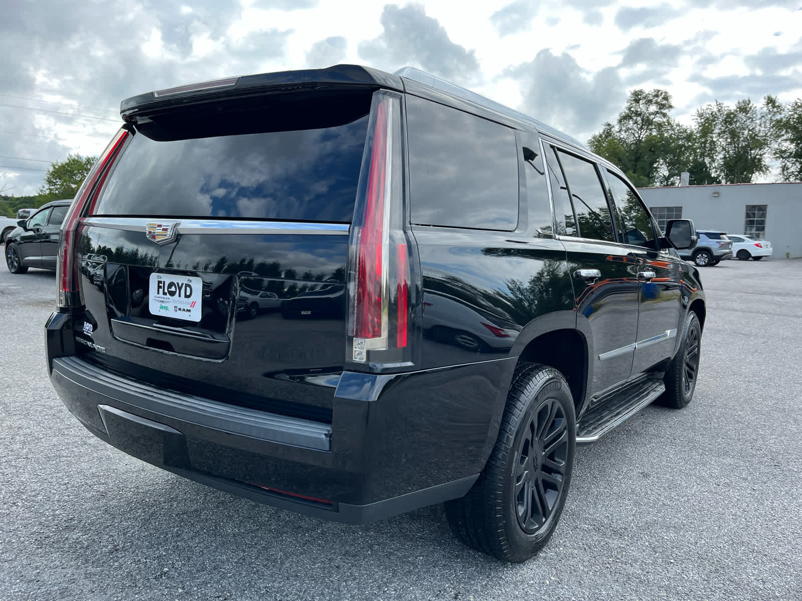 2018 Cadillac Escalade Standard