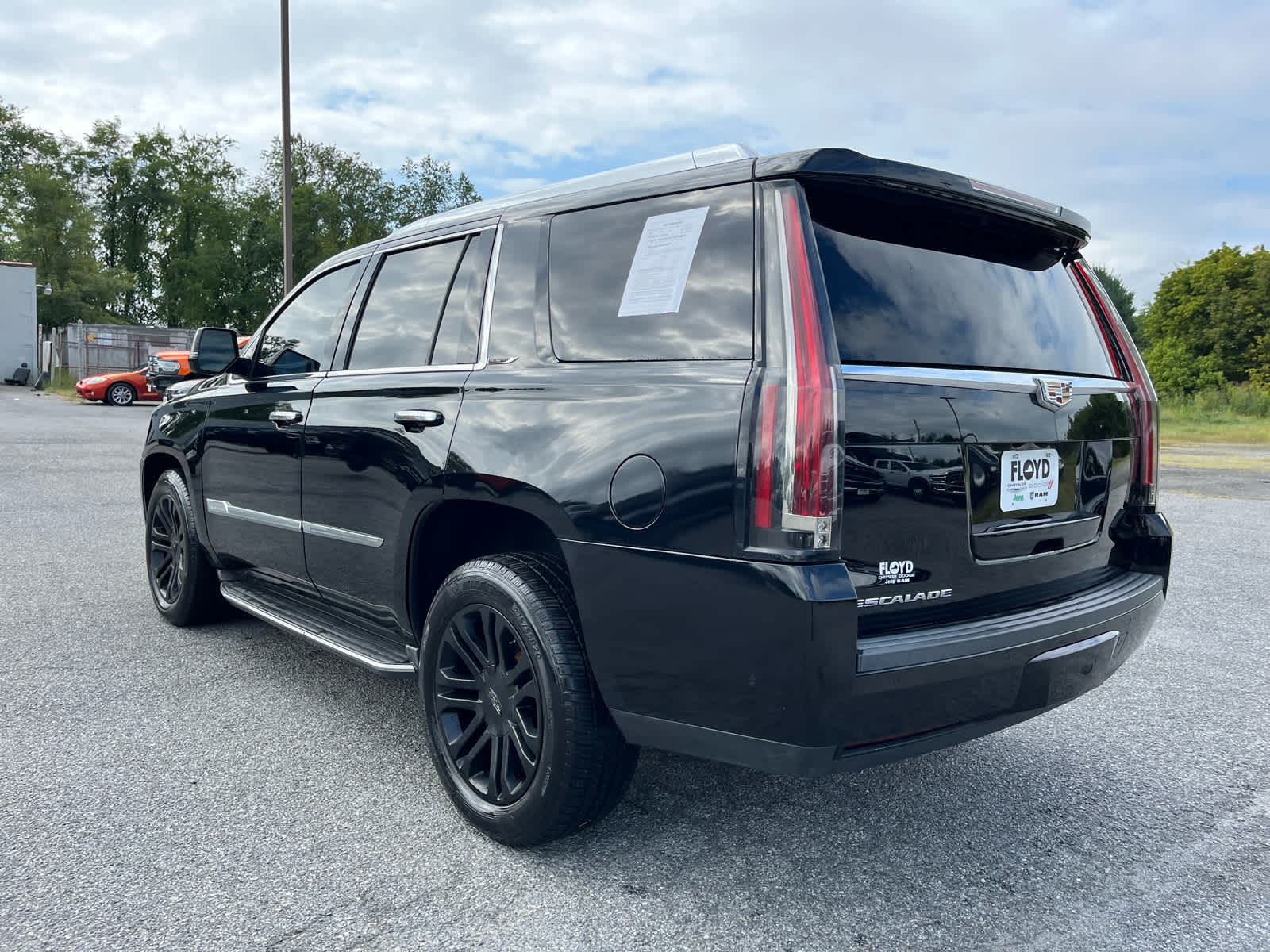 2018 Cadillac Escalade Standard