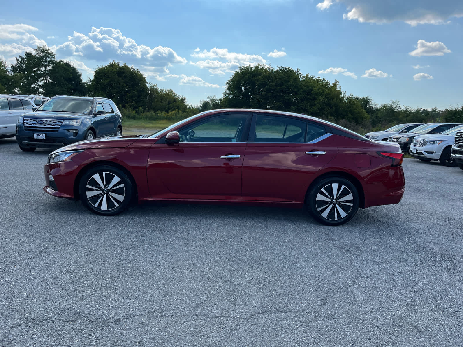 2022 Nissan Altima SV