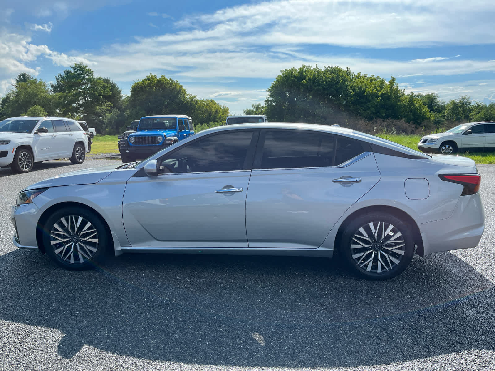 2023 Nissan Altima SV