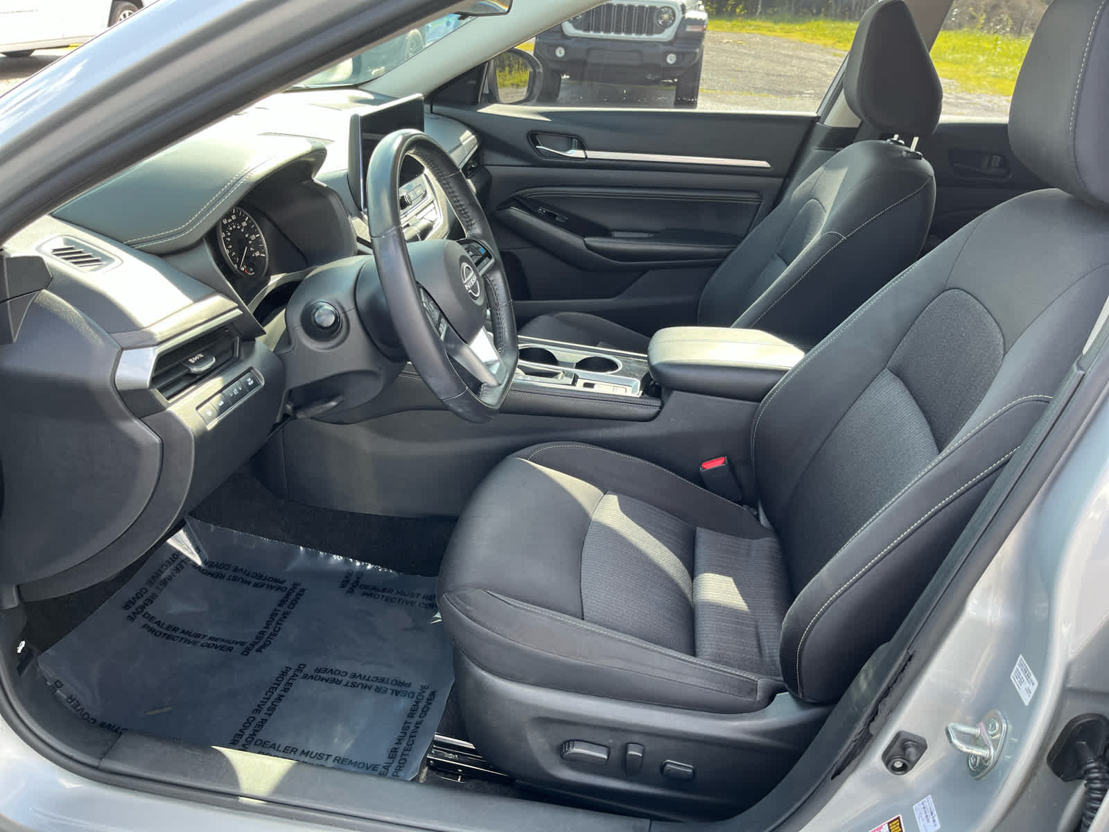 2023 Nissan Altima SV