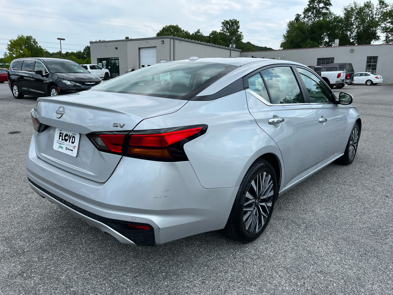 2023 Nissan Altima SV