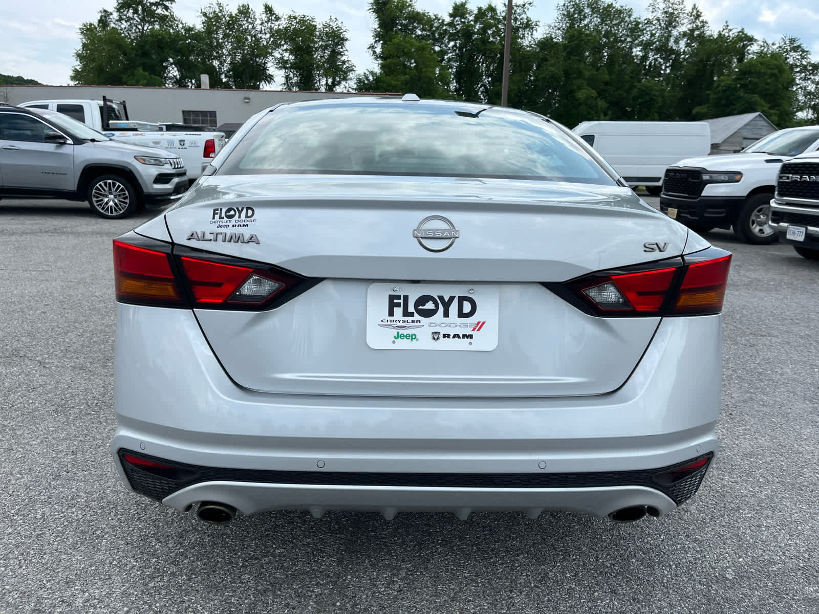 2023 Nissan Altima SV