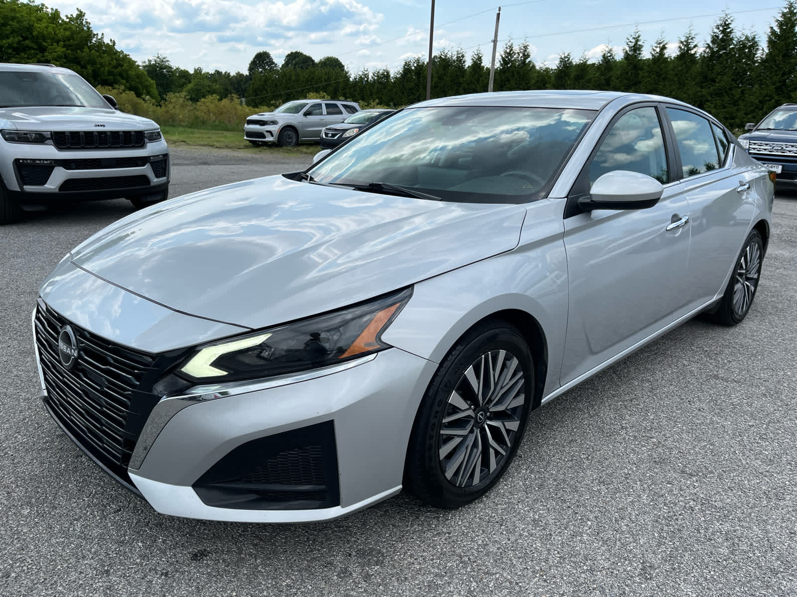 2023 Nissan Altima SV