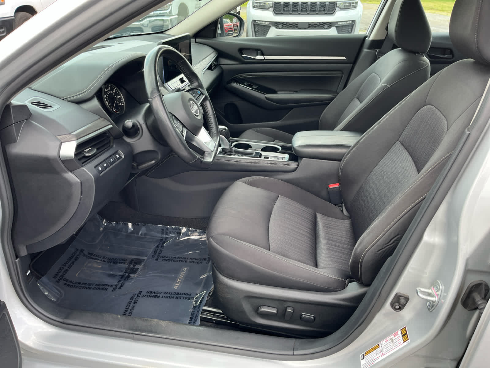 2023 Nissan Altima SV