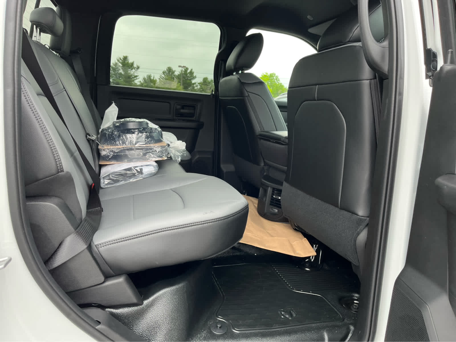 2026 Ram 3500 Chassis Tradesman/Big Horn