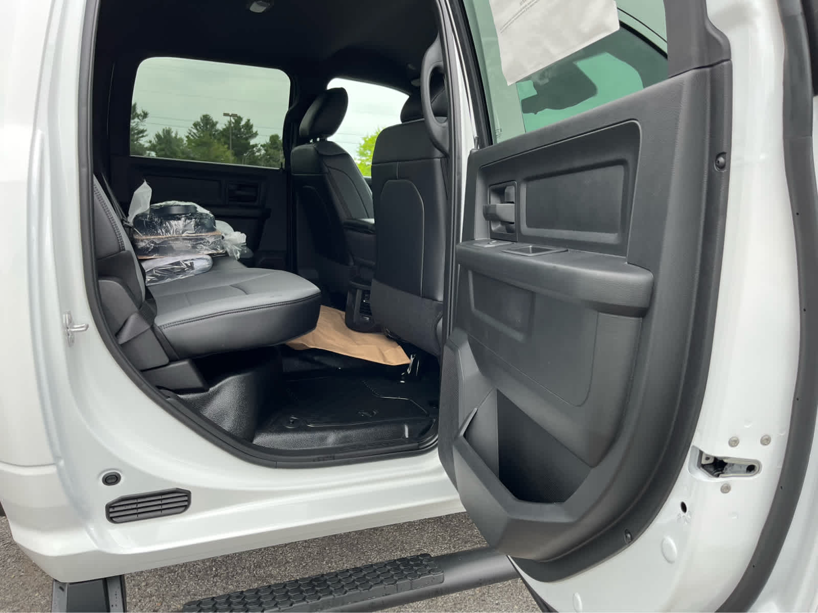2026 Ram 3500 Chassis Tradesman/Big Horn