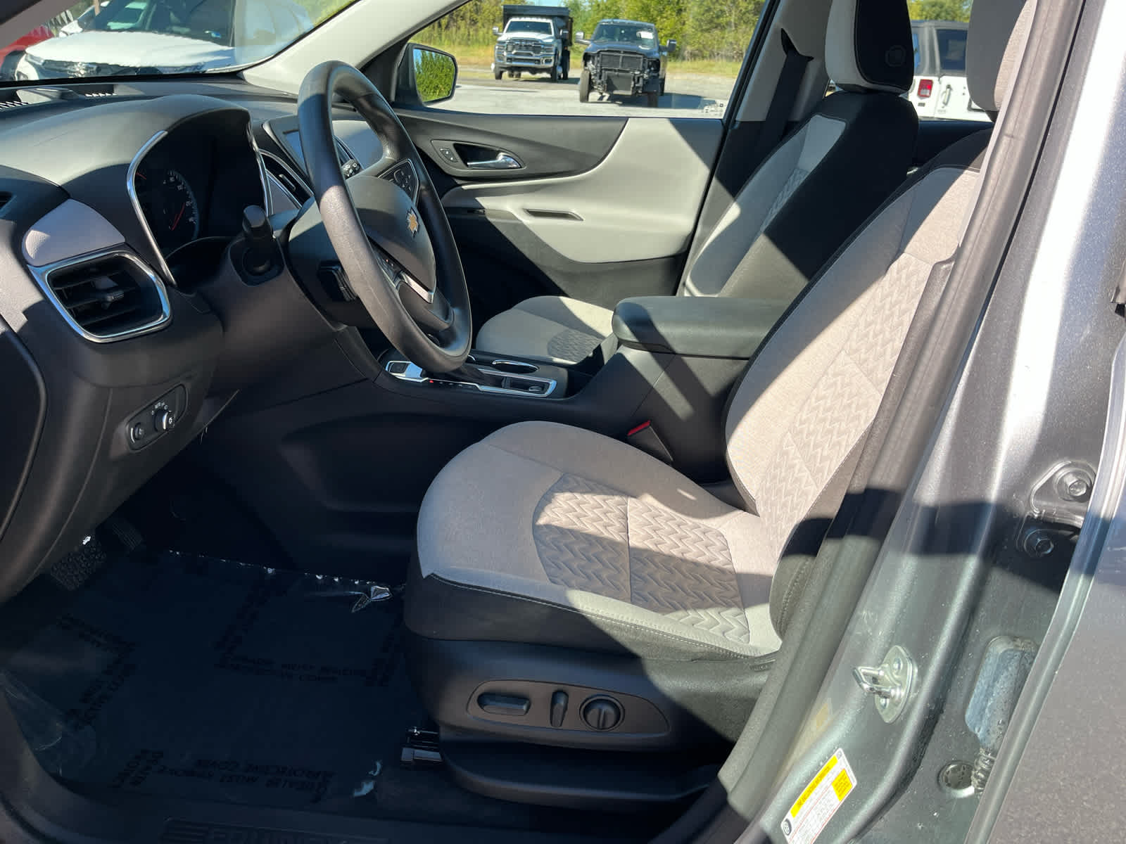 2024 Chevrolet Equinox 1FL