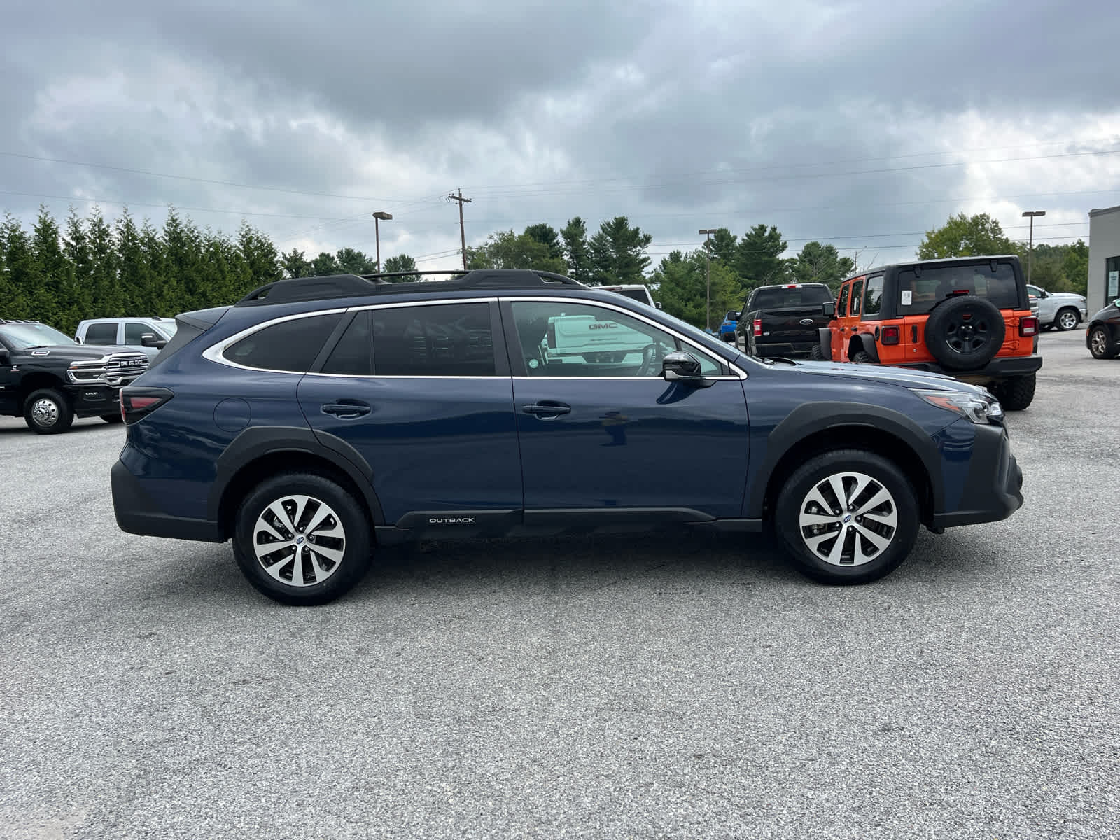 2025 Subaru Outback Premium