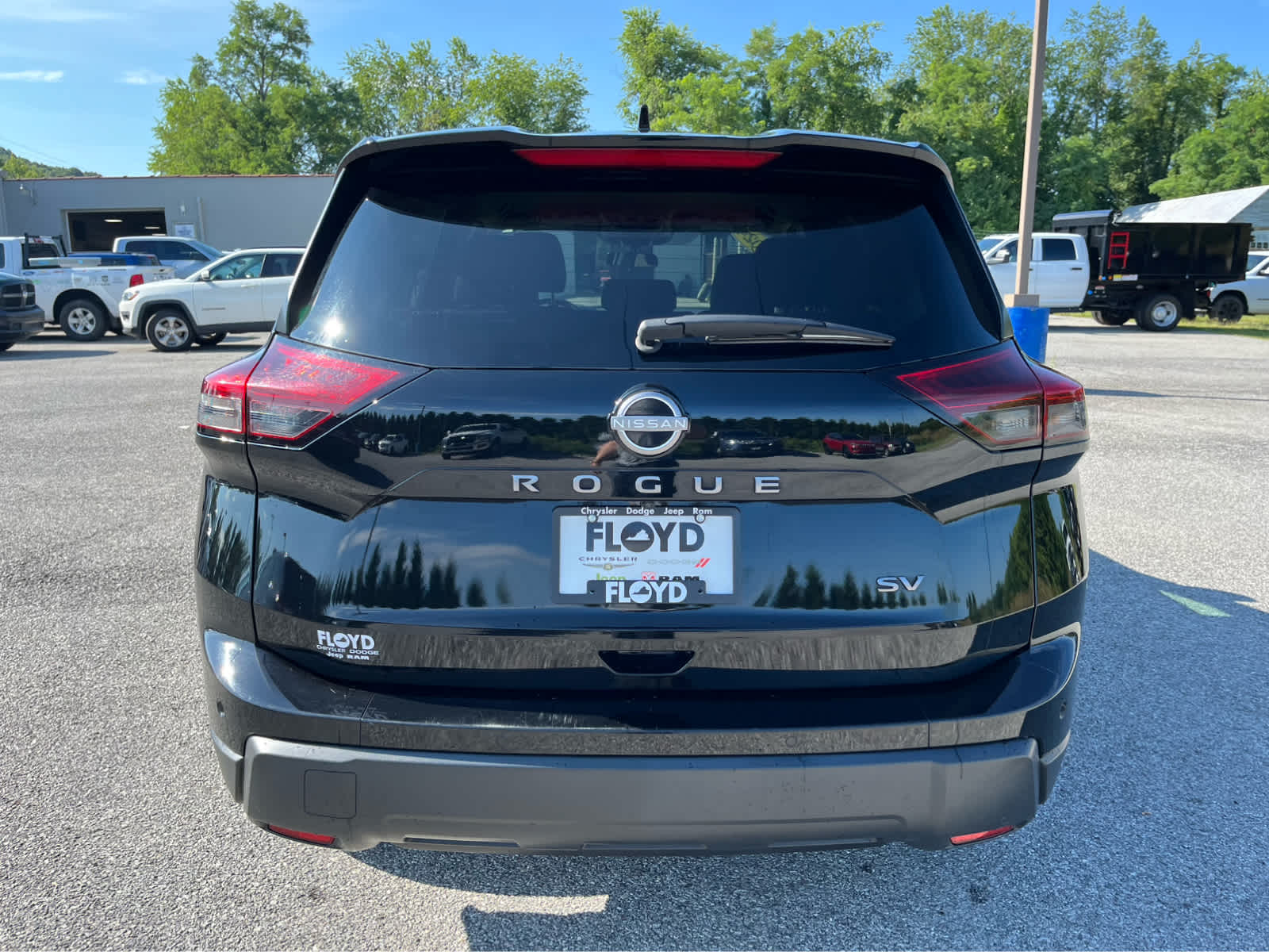 2024 Nissan Rogue SV