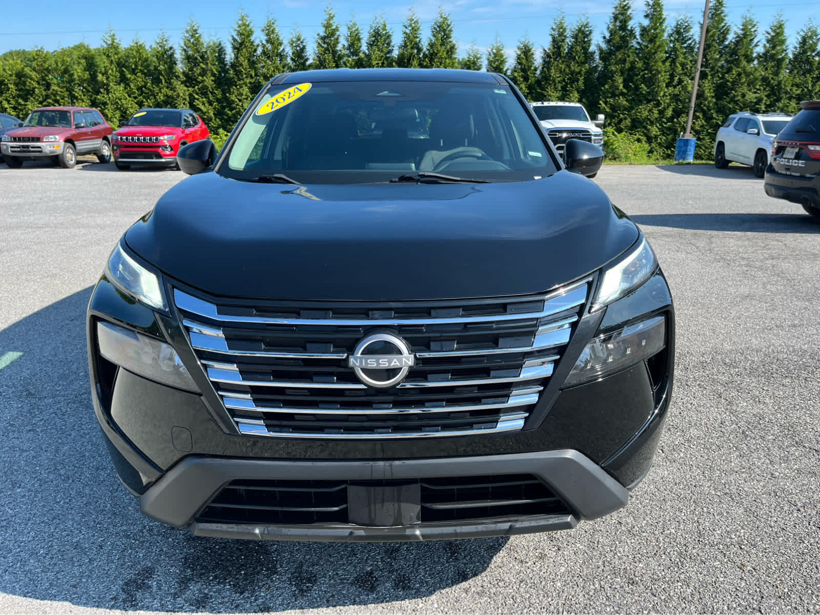 2024 Nissan Rogue SV
