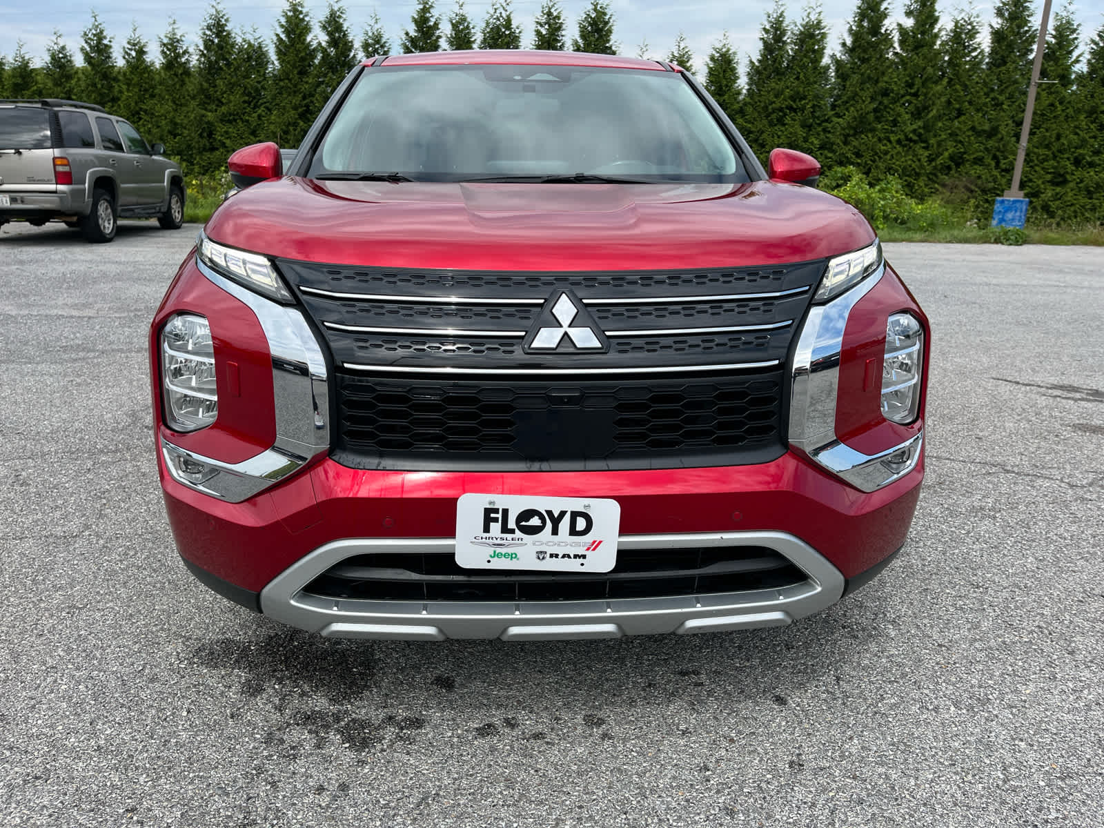 2024 Mitsubishi Outlander SE