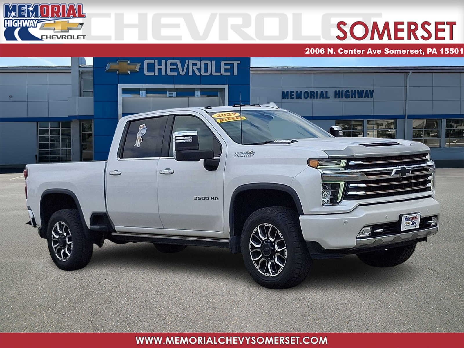 White (Iridescent Pearl Tricoat) 2022 Chevrolet Silverado 3500HD High Country Crew Cab 4WD Pickup Truck Four-Wheel Drive Automatic
