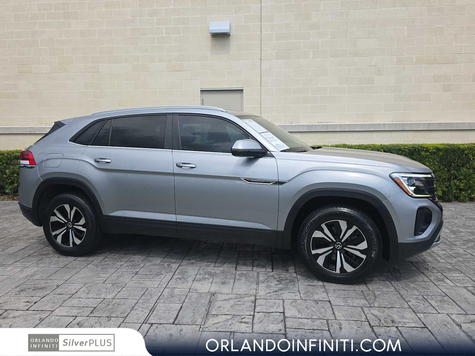  2024 Volkswagen Atlas Cross Sport SE FWD   