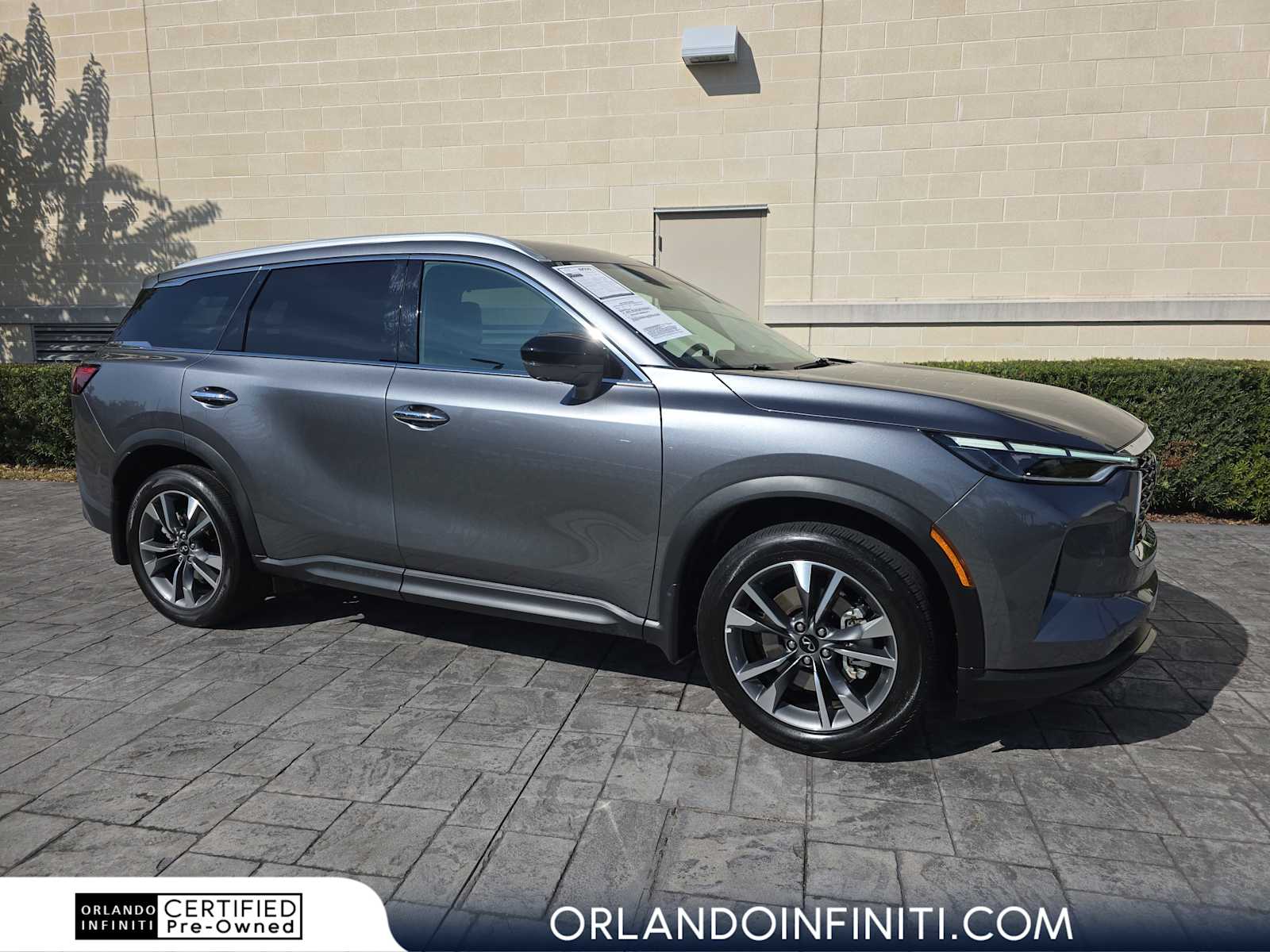 Gray (Graphite Shadow) 2025 INFINITI QX60 Luxe FWD SUV / Crossover Front-Wheel Drive 9-Speed Automatic