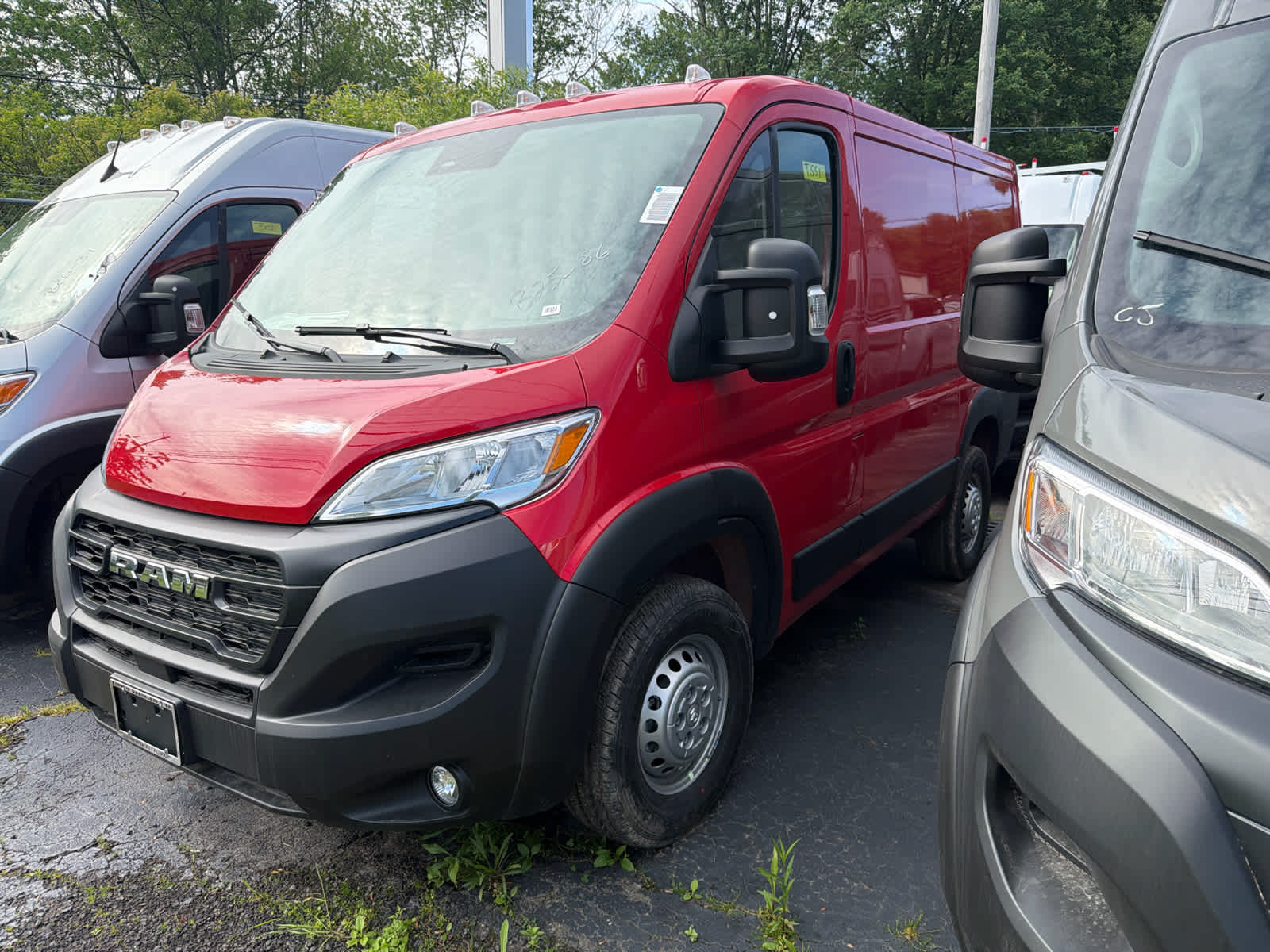 Flame Red Clearcoat 2026 RAM ProMaster 1500 Tradesman 118 Low Roof Cargo Van FWD Van Front-Wheel Drive 9-Speed Automatic