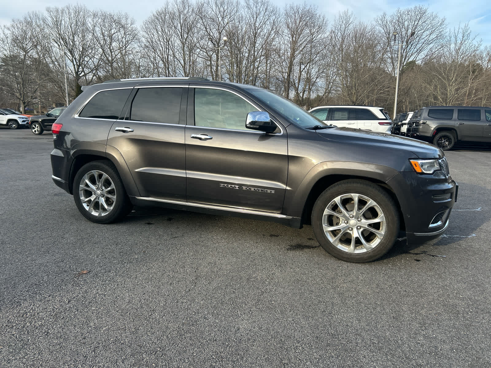 View vehicle photo 2