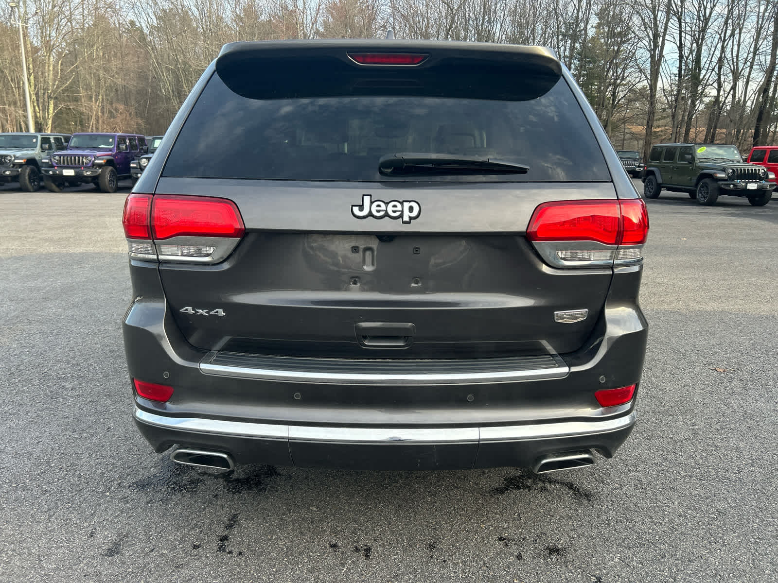 View vehicle photo 6