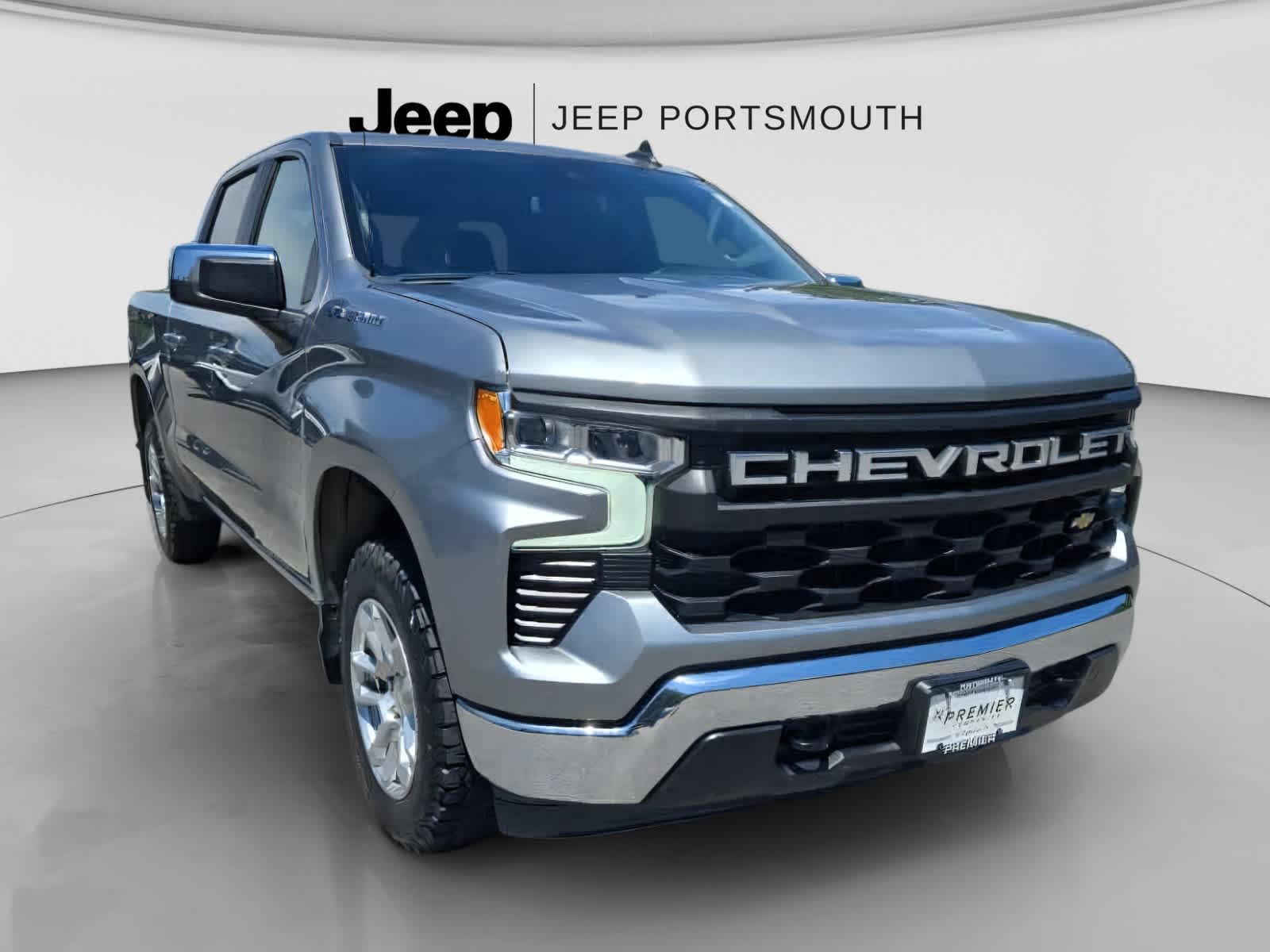 Sterling Gray Metallic 2023 Chevrolet Silverado 1500 Pickup Truck Four-Wheel Drive 8-Speed Automatic