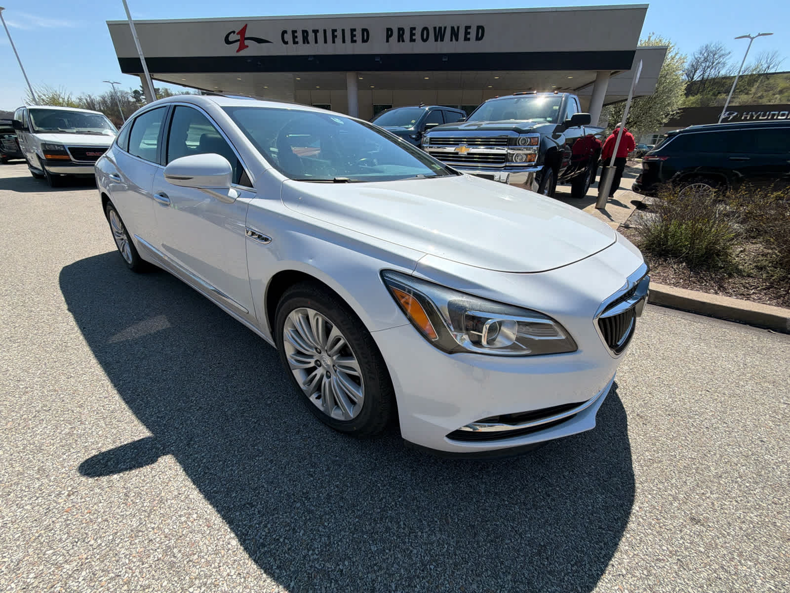 2018 Buick LaCrosse Essence FWD