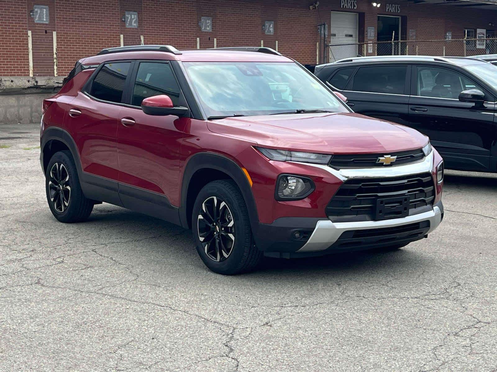 Scarlet Red Metallic 2021 Chevrolet Trailblazer SUV / Crossover Four-Wheel Drive 9-Speed Automatic