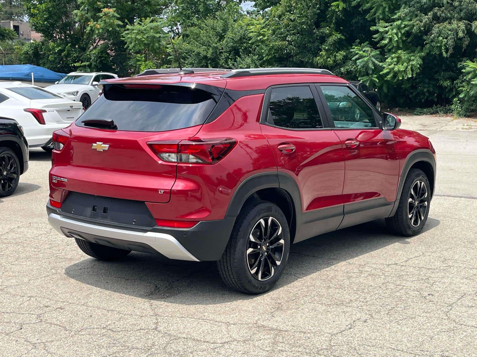 View vehicle photo 7