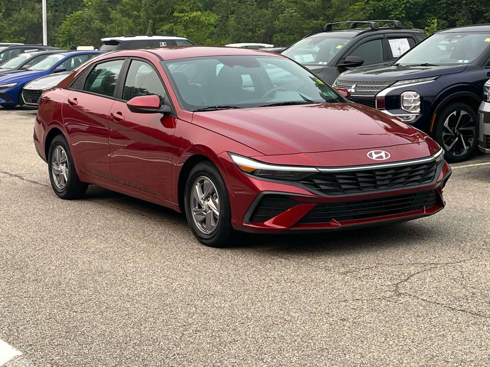 Ultimate Red 2024 Hyundai Elantra Sedan Front-Wheel Drive Continuously Variable Transmission