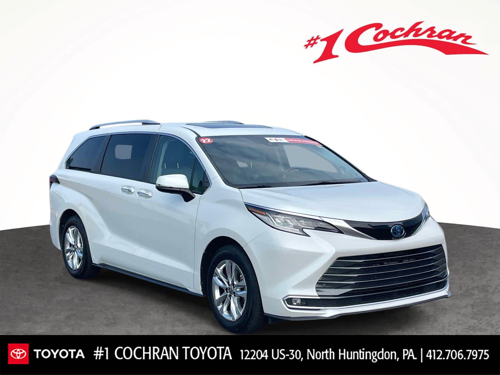 White (Wind Chill Pearl) 2022 Toyota Sienna Minivan All-Wheel Drive Continuously Variable Transmission