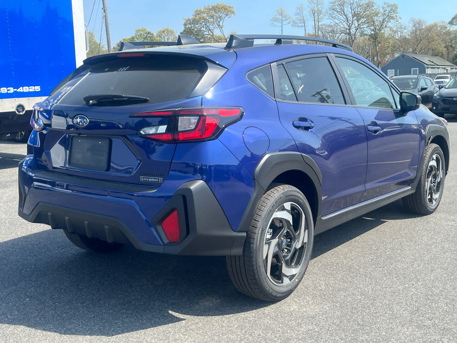 View vehicle photo 7