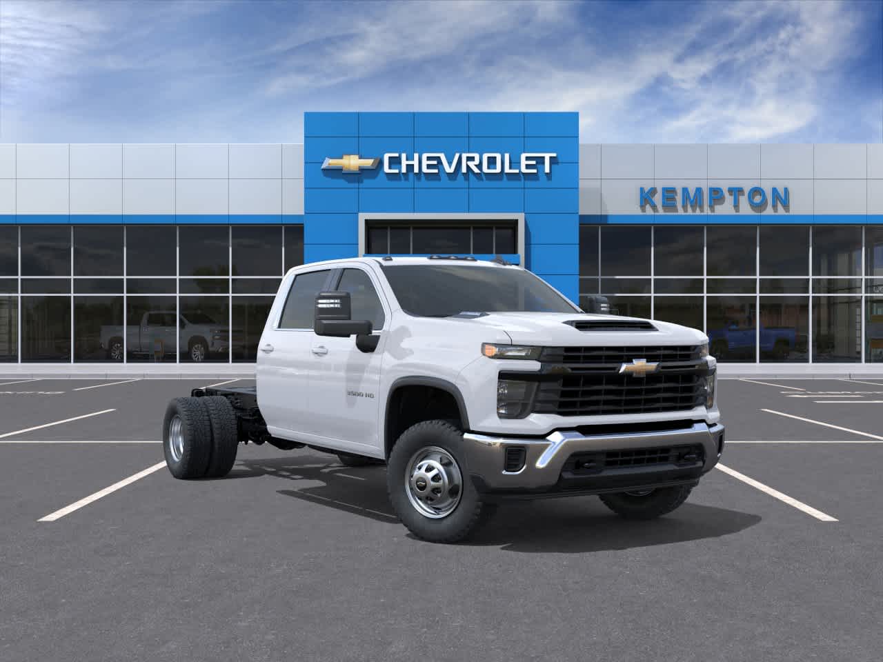 Summit White 2026 Chevrolet Silverado 3500HD Pickup Truck Four-Wheel Drive Automatic