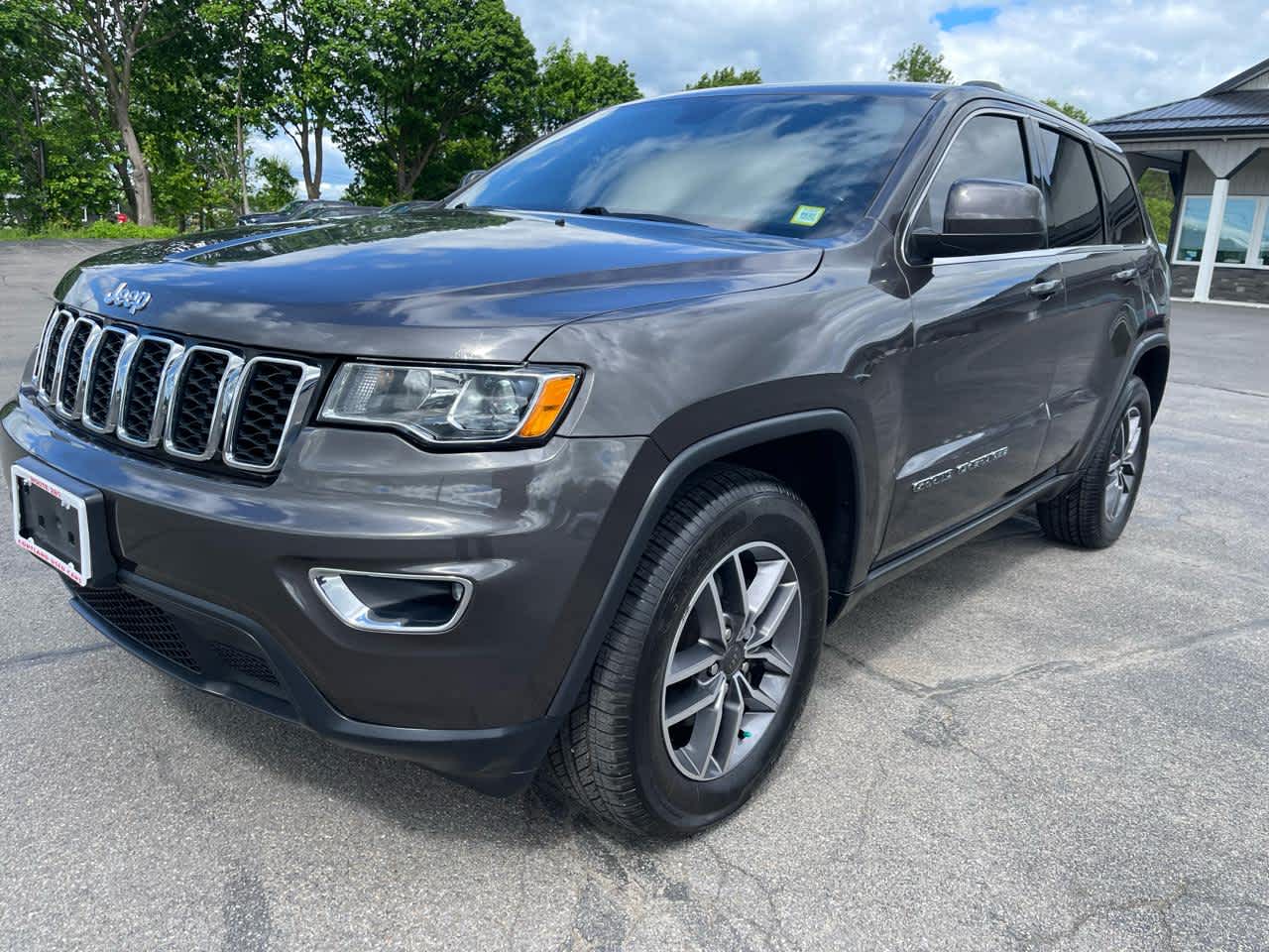 2020 Jeep Grand Cherokee Laredo E RWD