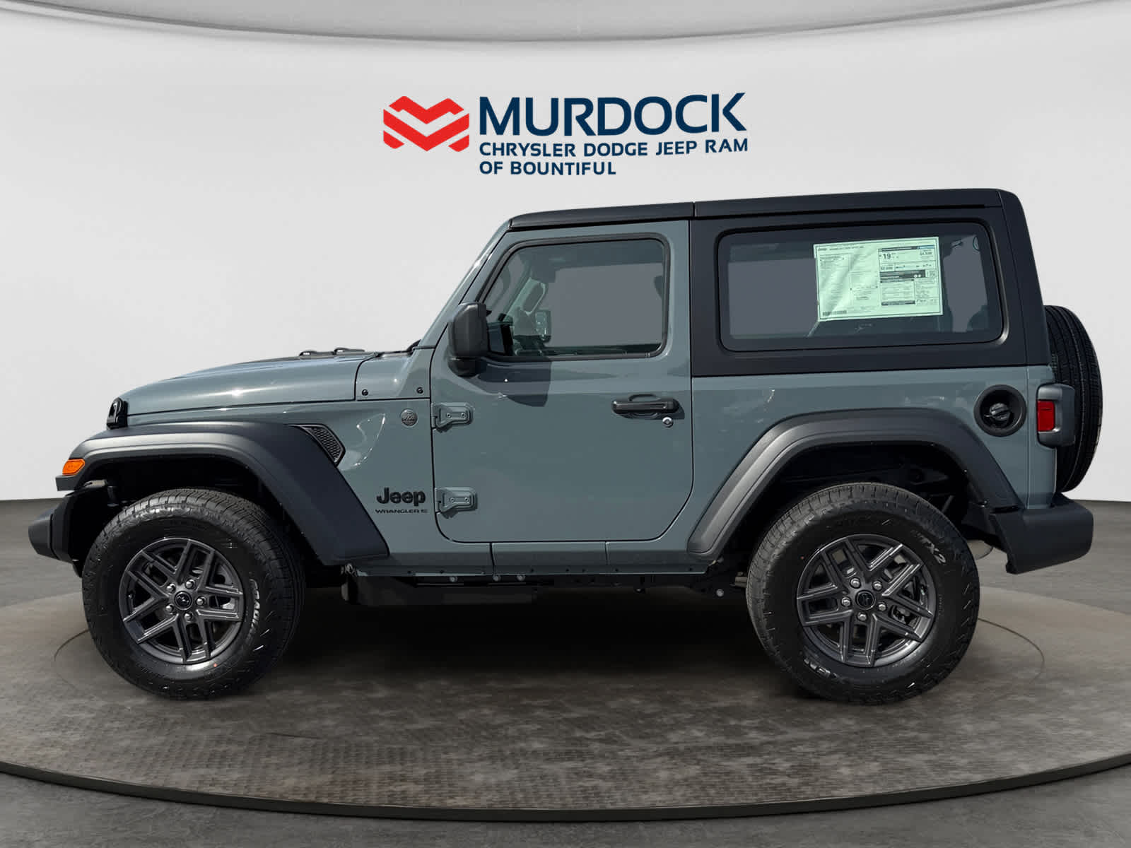 View vehicle photo 2