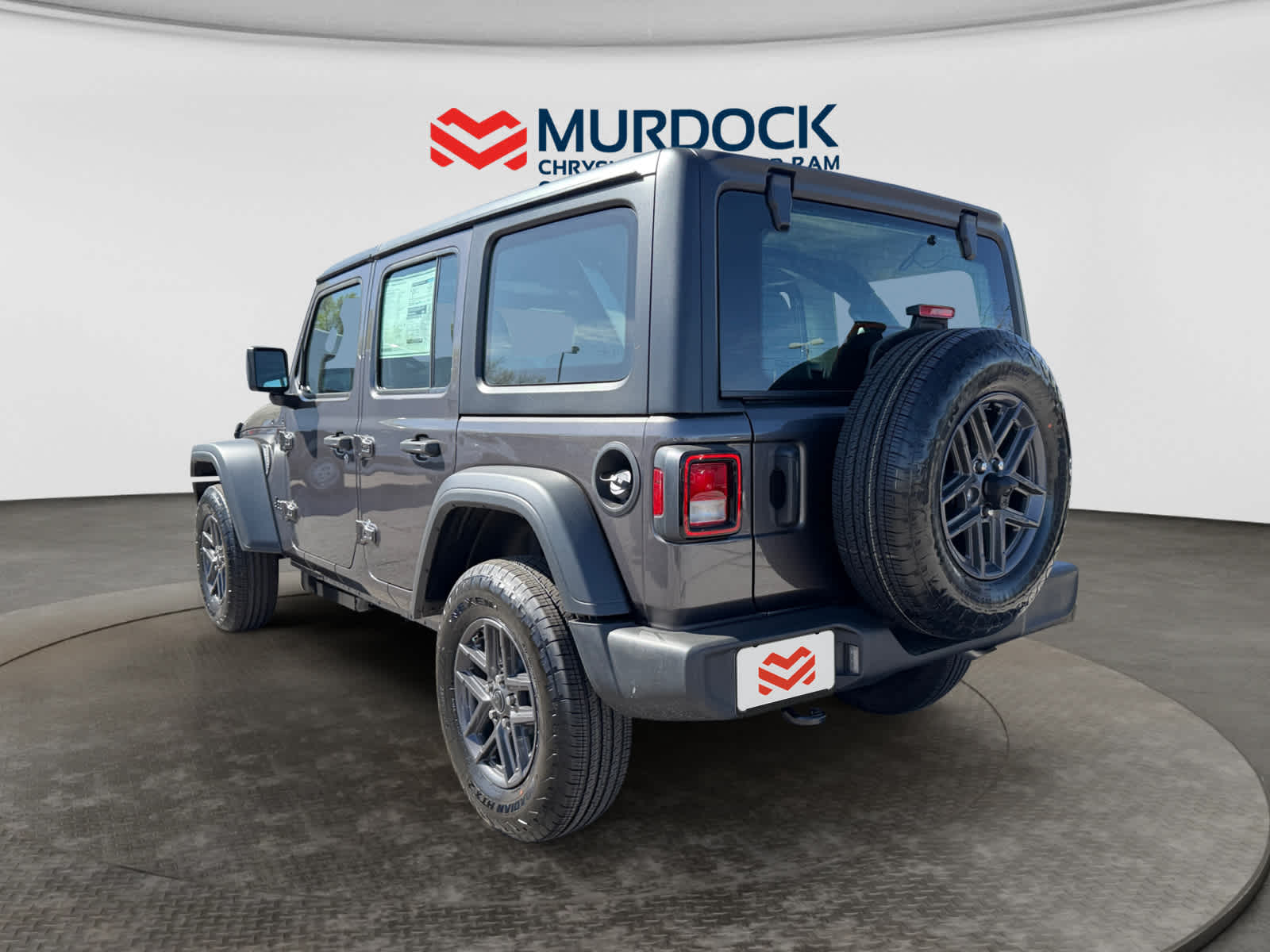 View vehicle photo 3