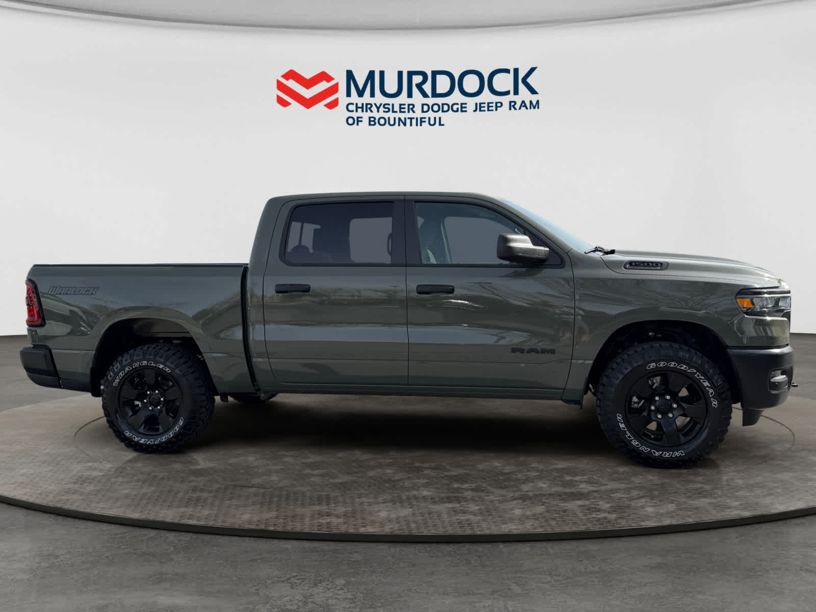 View vehicle photo 6