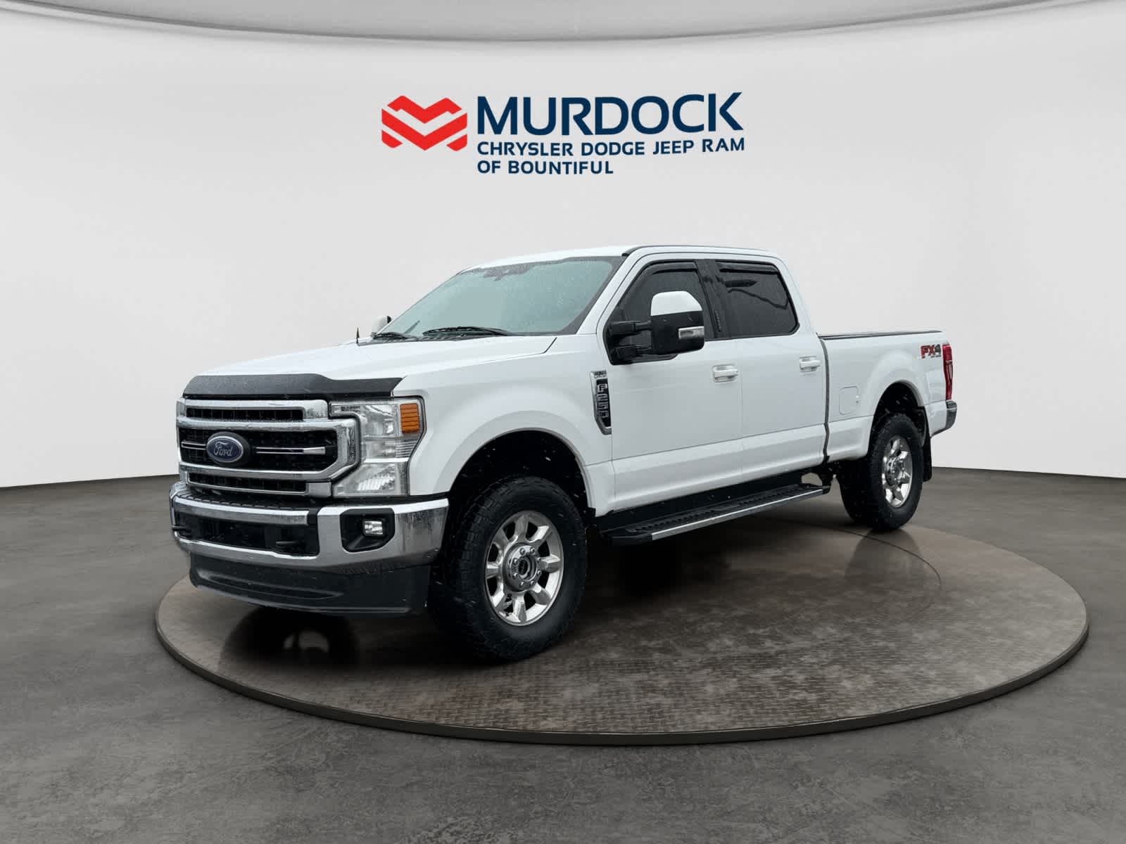 Oxford White 2020 Ford F-250 Super Duty Lariat Crew Cab 4WD Pickup Truck Four-Wheel Drive Automatic