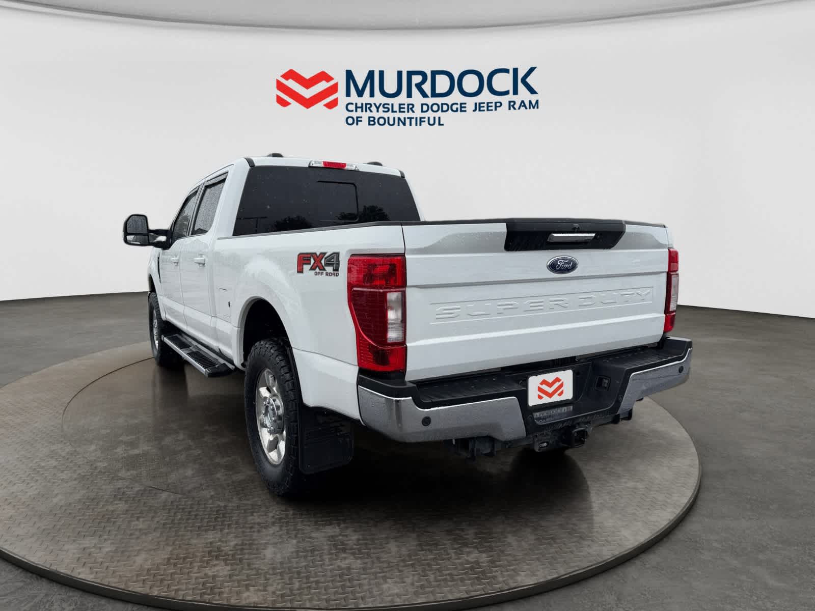 View vehicle photo 3