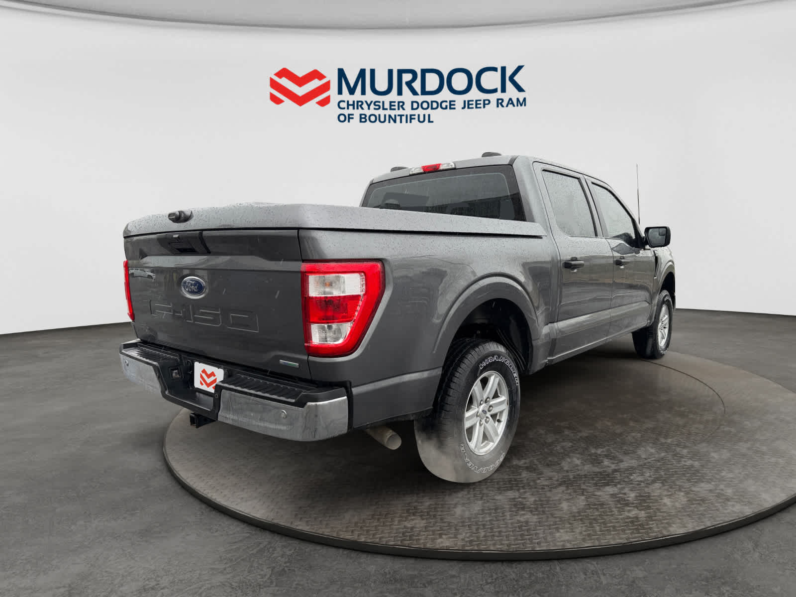 View vehicle photo 5