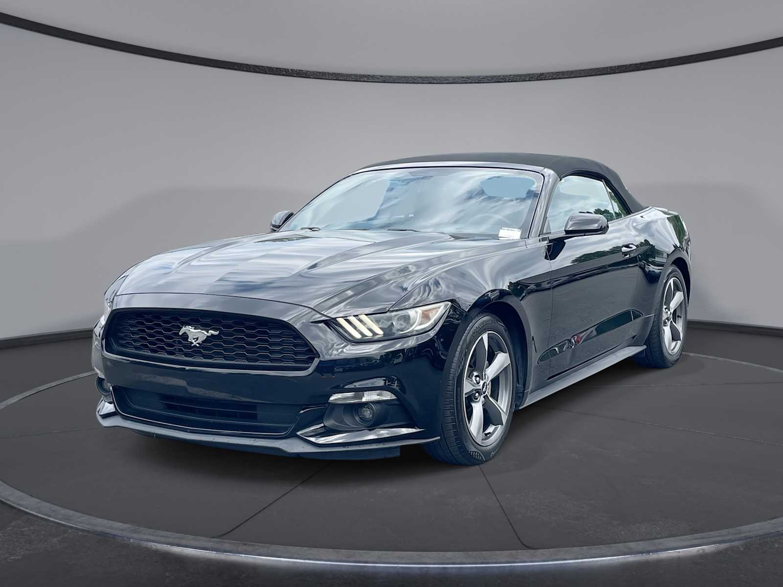 2017 Ford Mustang V6