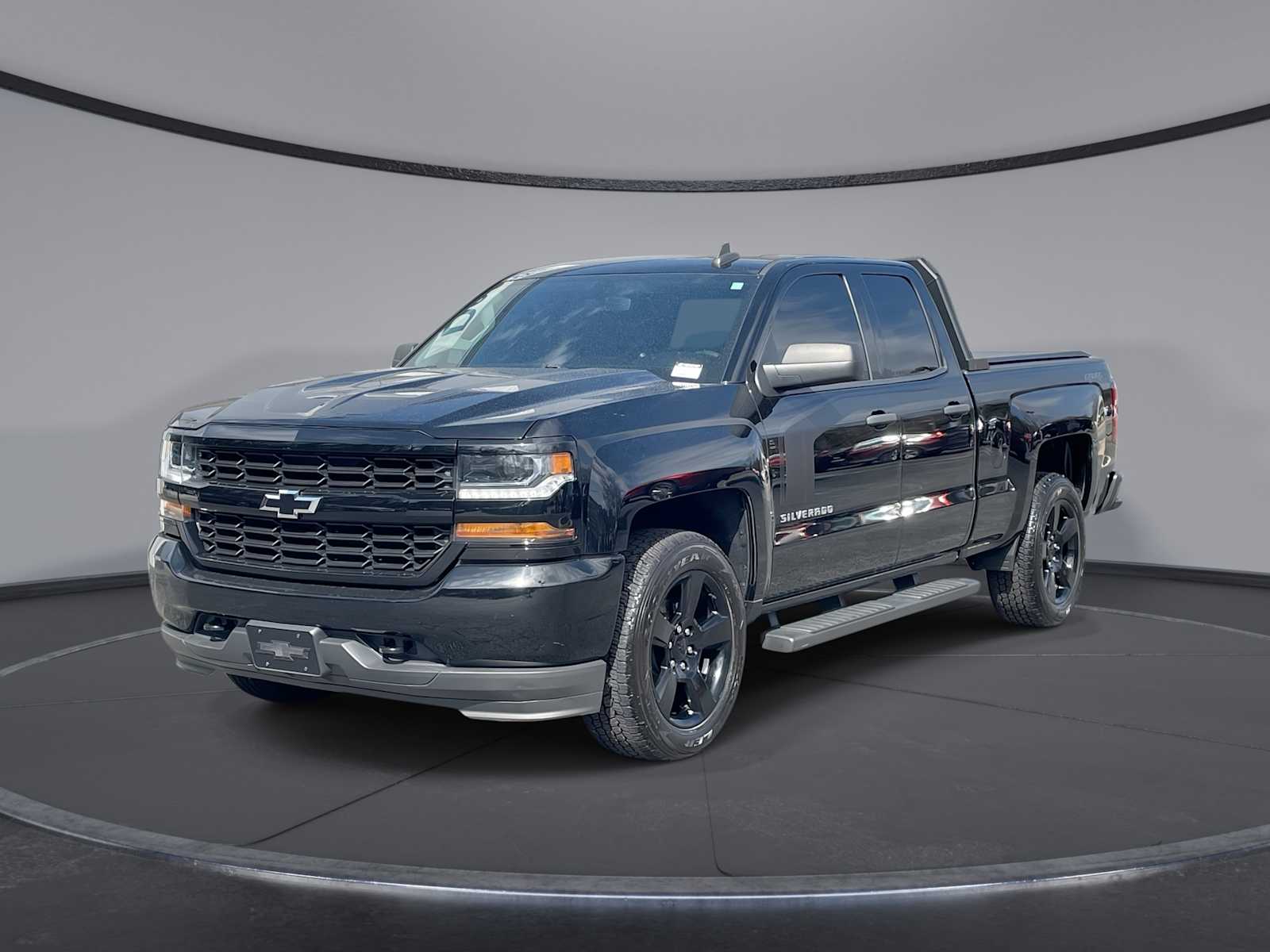 2018 Chevrolet Silverado 1500 Custom