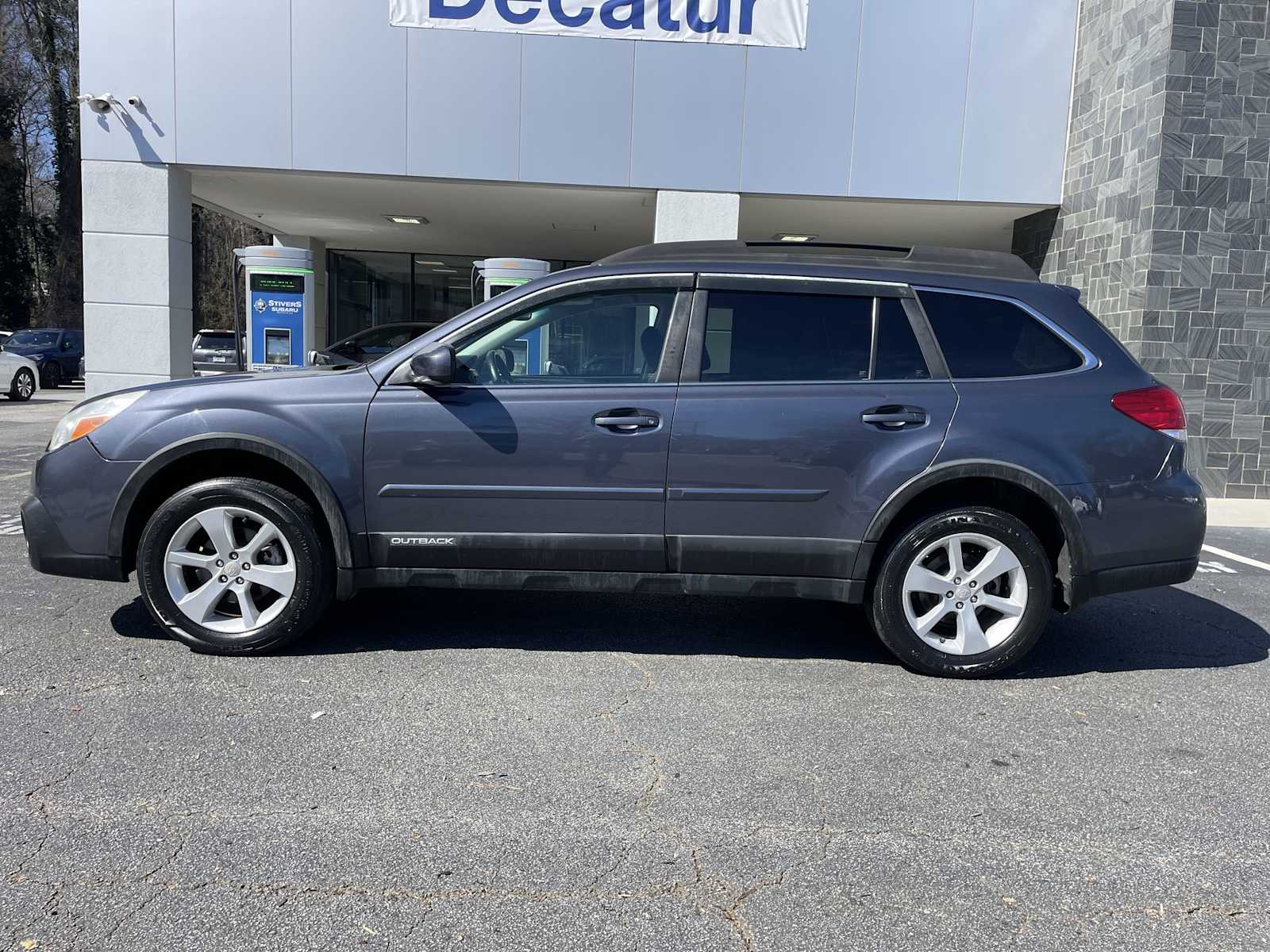 Used 2014 Subaru Outback 2.5i Premium with VIN 4S4BRCDC6E3233273 for sale in Decatur, GA