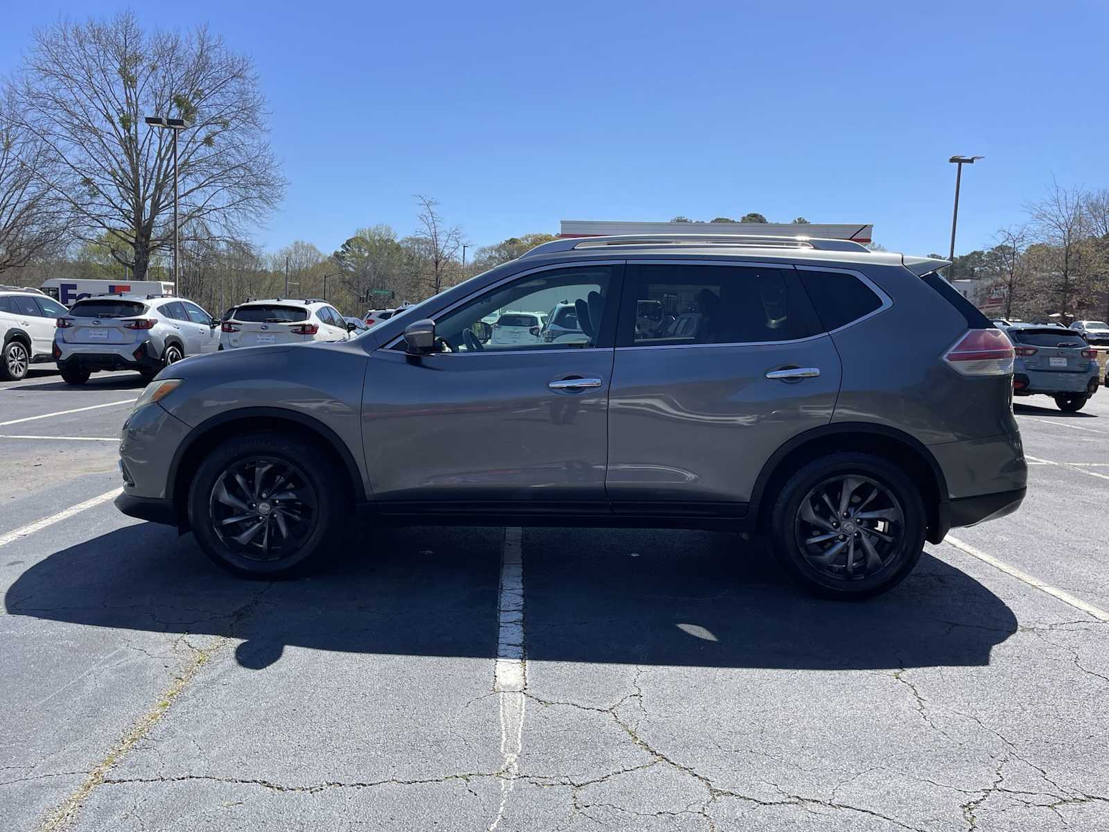 Used 2015 Nissan Rogue SL with VIN 5N1AT2MT0FC859233 for sale in Decatur, GA